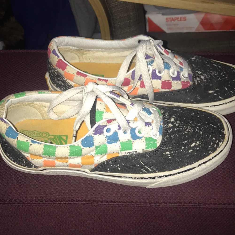 Crayloa Vans